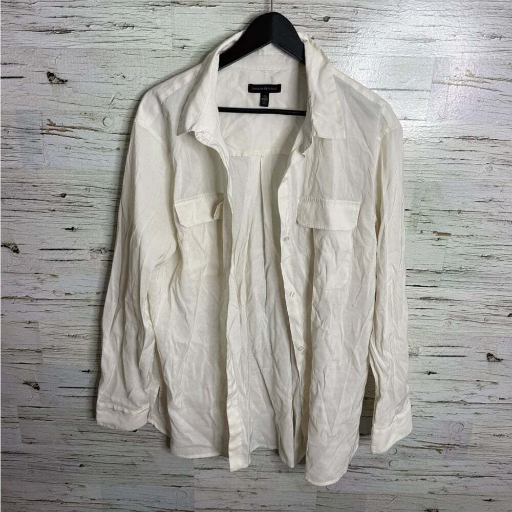 Banana Republic Button down Size XL long tall cream